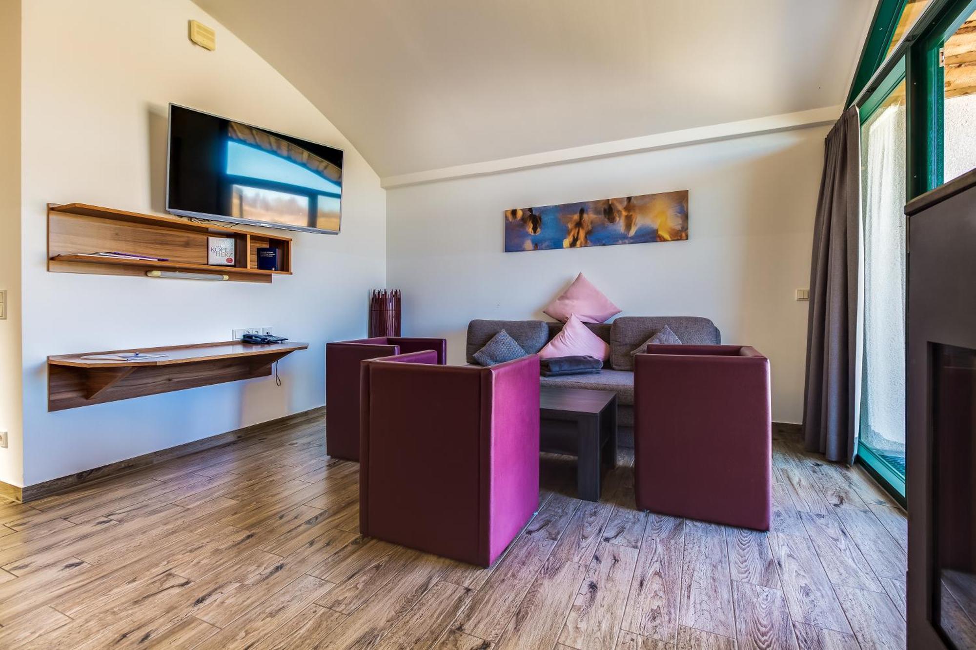 Lagovida Das Ferienresort Am Stoermthaler See Гросспёзна Экстерьер фото
