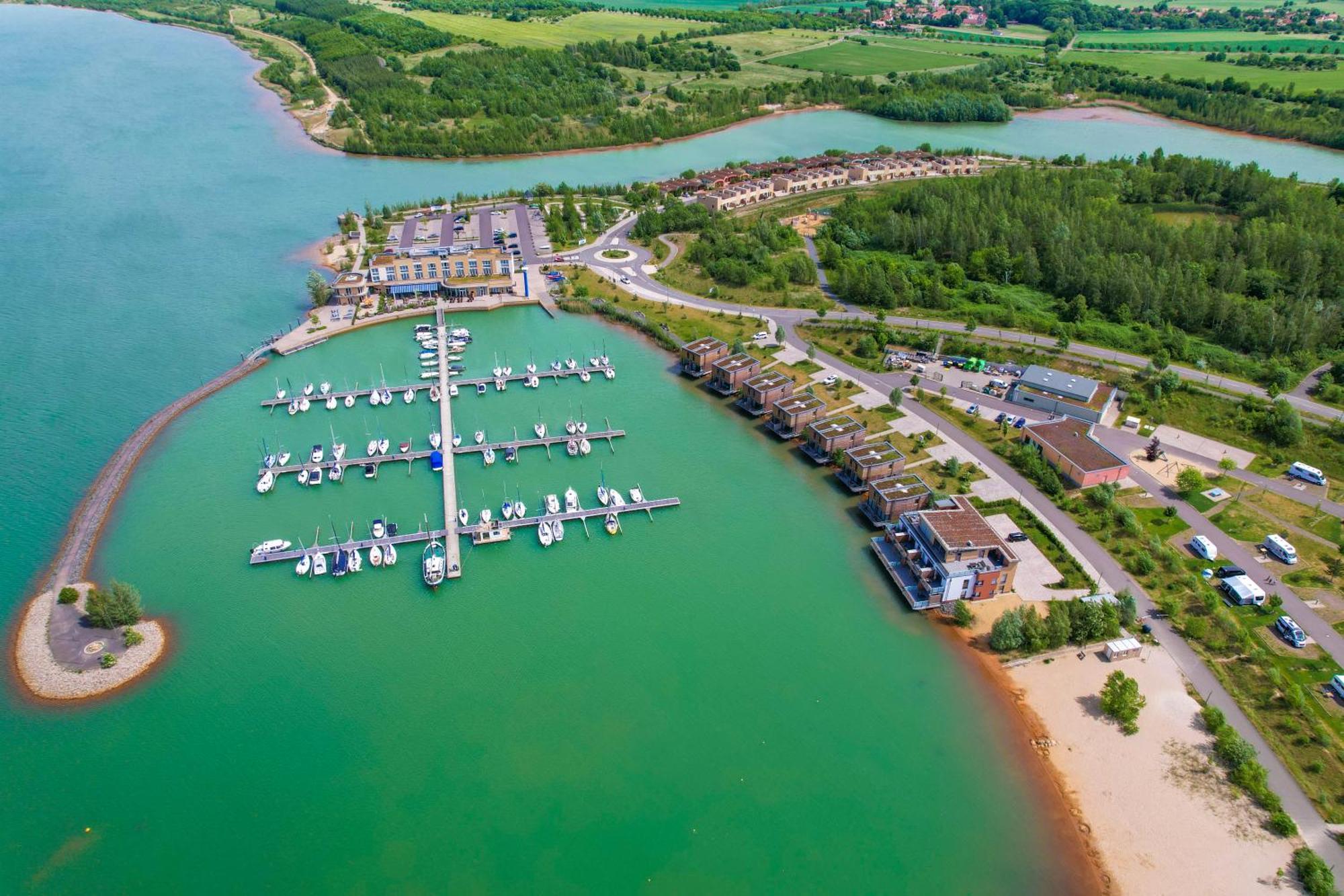 Lagovida Das Ferienresort Am Stoermthaler See Гросспёзна Экстерьер фото